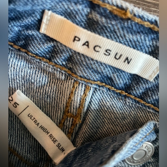 PacSun Light Wash Jeans - Picture 4 of 6